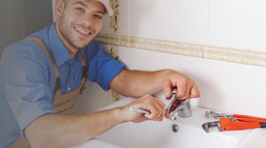 Expert burst pipe repair services in Wynne, AR